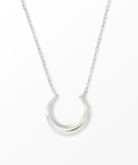 K10WG レイヤー ホースシュー ネックレスの写真