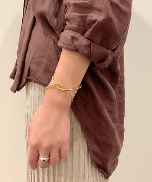 Bangle × Ring