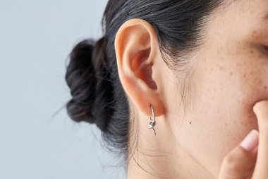 HOOP EARRING / PIERCE